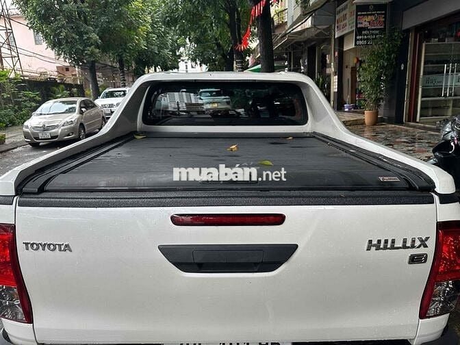 TOYOTA HILUX 2021 2.4E 4x2 AT NHẬP KHẨU