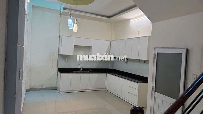 NHÀ 2 LẦU 4PN 3WC, KDC HỒNG LONG, GẦN VẠN PHÚC CITY, HIỆP BÌNH PHƯỚC