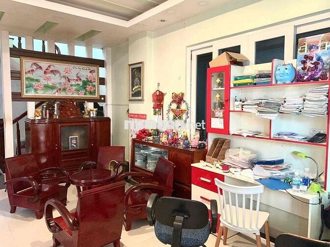 CHO THUÊ NHÀ KINH DOANH GẦN BIỂN KHU VĨNH HẢI GIÁ 20 TRIỆU/THÁNG
