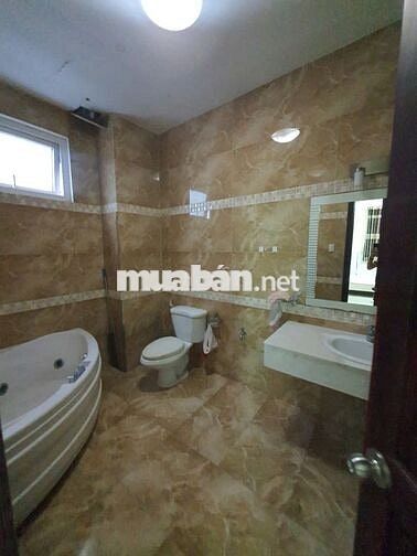 BIỆT THỰ CHO THUÊ MT LÊ THÚC HOẠCH_ 10X18M. TRỆT 3 LẦU. GARA Ô TÔ.