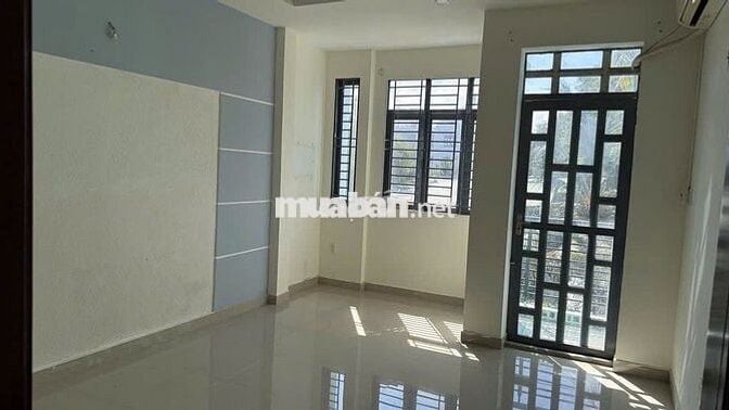 NHÀ 2 LẦU 4PN 3WC, KDC HỒNG LONG, GẦN VẠN PHÚC CITY, HIỆP BÌNH PHƯỚC