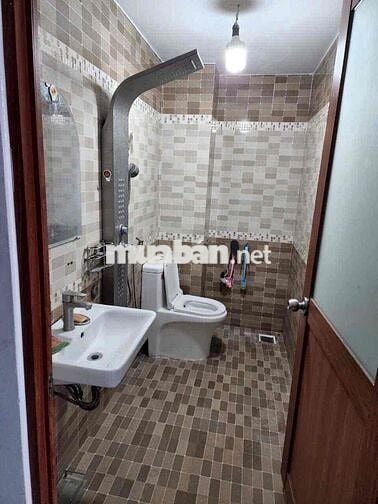 Cho thuê nhà nguyên căn MT đường D16, Tây Thạnh, Tân Phú
