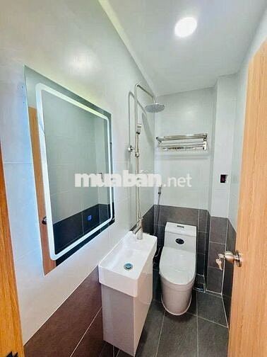 TRUNG TÂM QUẬN 3 – NHÀ ĐẸP FULL NỘI THẤT – 3 TẦNG-Ở NGAY- HẺM AN NINH