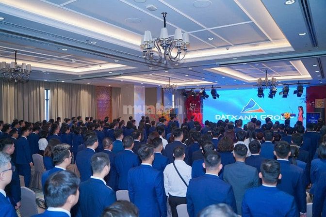 Tuyển Dụng 15 Nhân viên kinh doanh bất động sản TPHCM