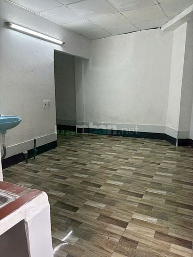 Cho thuê 2 phòng ngủ, ngay chợ ql13 cũ, ngã 4 bình phước, gần đh luật