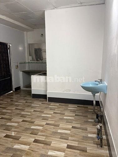 Cho thuê 2 phòng ngủ, ngay chợ ql13 cũ, ngã 4 bình phước, gần đh luật