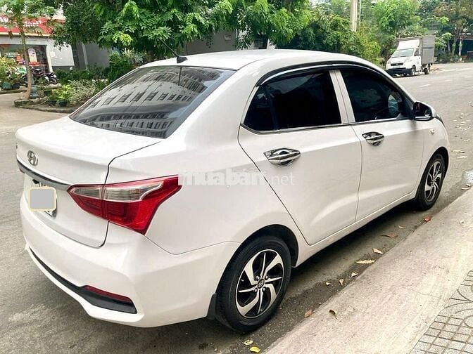 Bán HYUNDAI I10 sedan 2021 xe gia đình Zin: 245TR