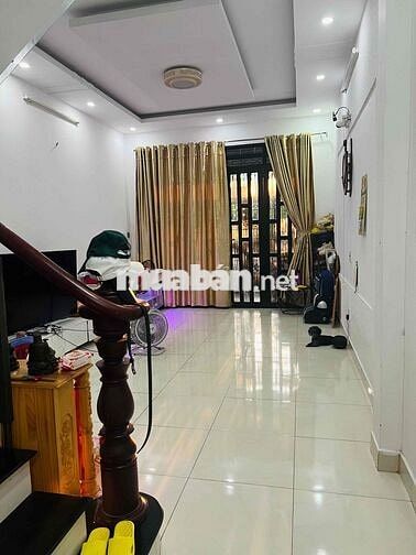 CHO NỮ   THUÊ PHÒNG TRỌ TRONG NHÀ NGUYÊN CĂN .ĐẦY ĐỦ NỘI THẤT