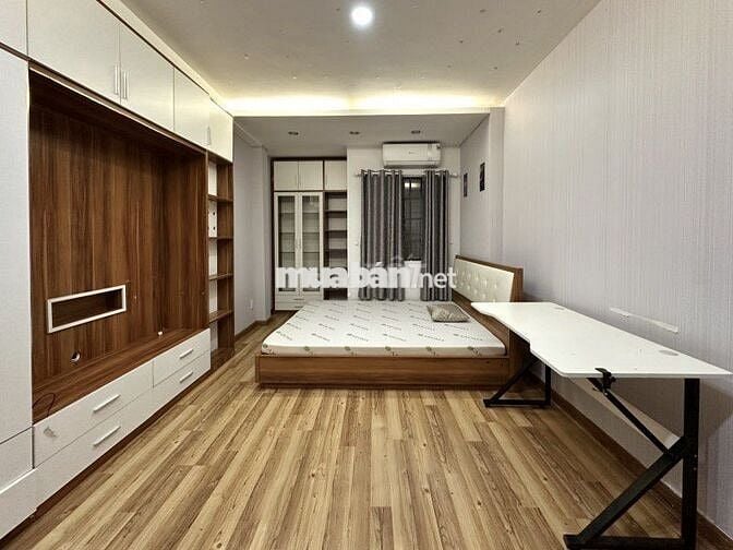 CHDV ĐANG KHAI THÁC ĐƯỜNG PHAN XÍCH LONG CHỈ 8 TỶ 6