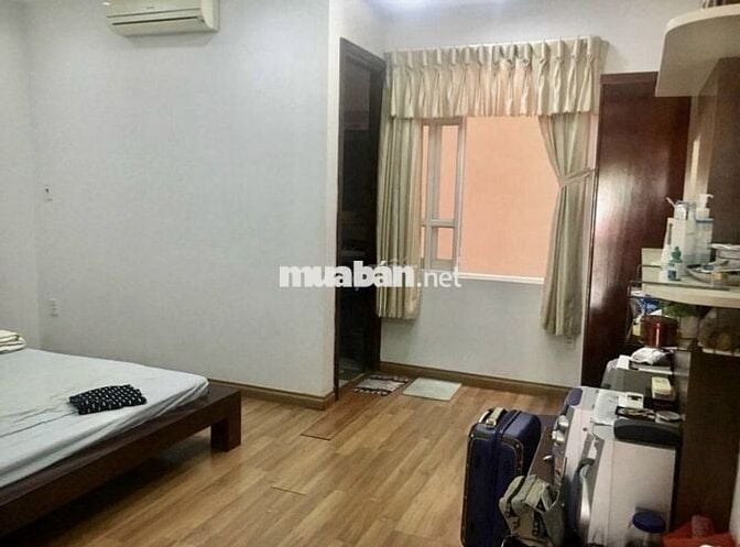 NHÀ HẺM 8M TÂN SƠN NHÌ_ 5X18M. TRỆT 3 LẦU. SẴN MÁY LẠNH.