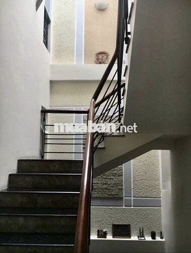 NHÀ HẺM 8M TÂN SƠN NHÌ_ 5X18M. TRỆT 3 LẦU. SẴN MÁY LẠNH.