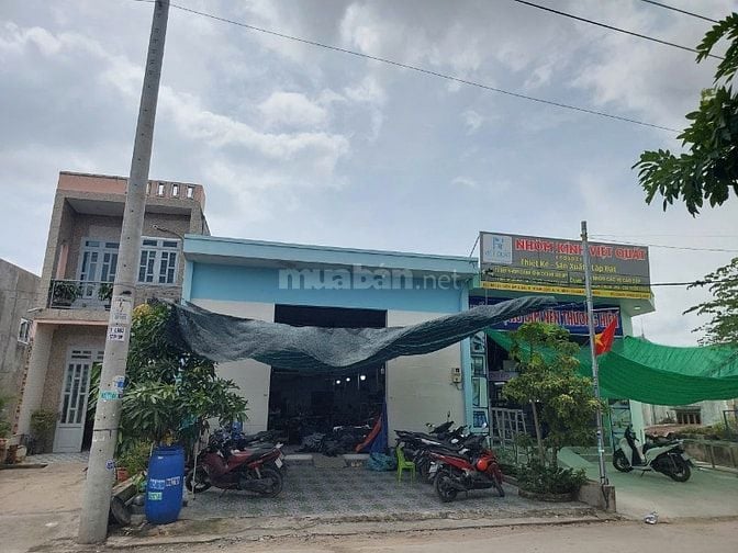 Bán 2 căn nhà mặt tiền, ngã 4 Bốn Xã và Vĩnh Lộc A, Bình Chánh
