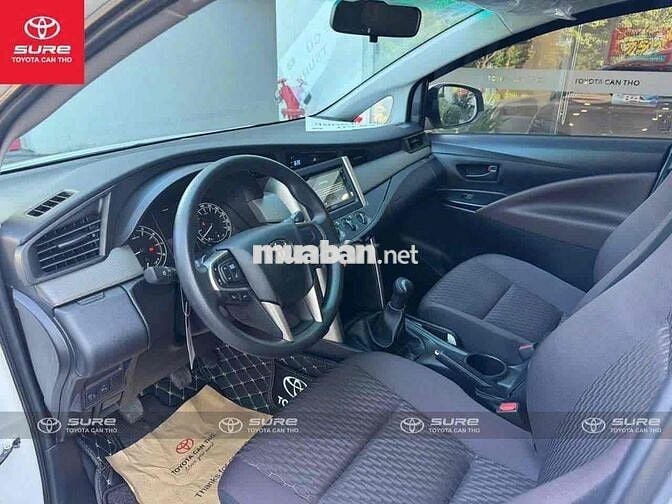 Toyota Innova 2024 E 2.0 MT - siêu lướt 13.000 km
