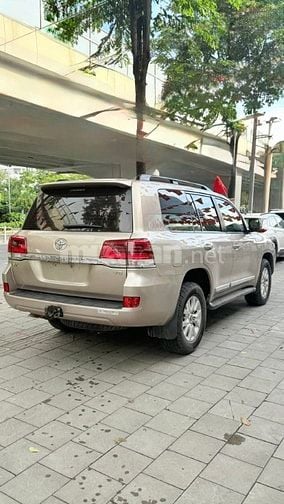 Bán Toyota Land Cruiser 4.6 V8 sản xuất 2016, 1 chủ, full lịch sử hãng
