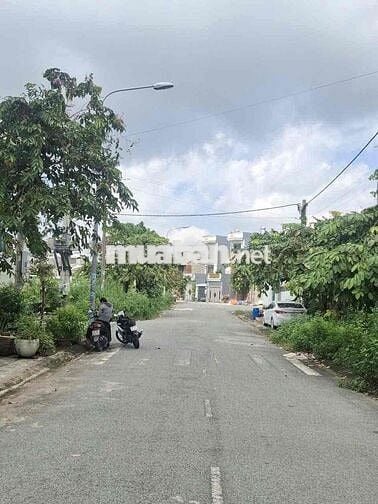 Đất mặt tiền khu tái Định cư Đồng Chàm, Đông Hoà, Dĩ An