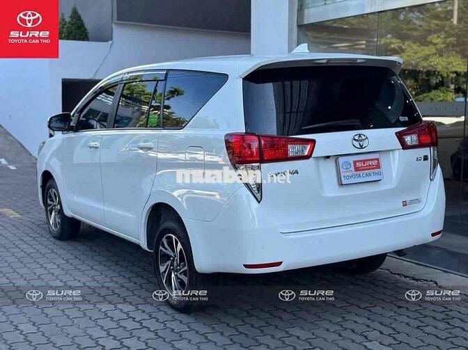 Toyota Innova 2024 E 2.0 MT - siêu lướt 13.000 km