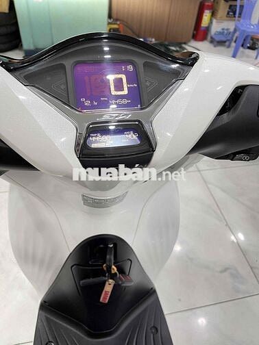 SH 150 Cbs 2022, odo 4000 bao test
