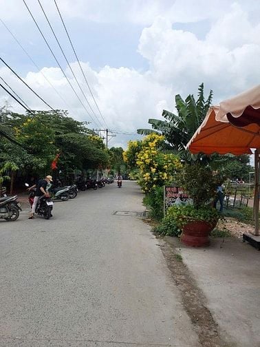 Bán 2 căn nhà mặt tiền, ngã 4 Bốn Xã và Vĩnh Lộc A, Bình Chánh