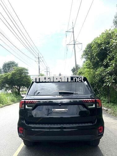 Hãng bán Ford Everest 2023 Sport - 21000 km
