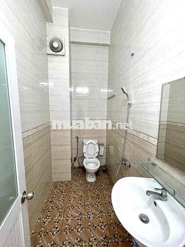 Phòng full nt ban công đón nắng, đi bộ 5p qua STU, Cao Đẳng BK NSG, ..