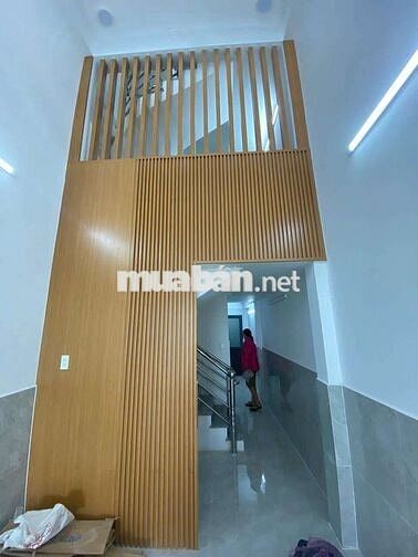 CHO THUÊ NHÀ MẶT TIỀN CAO ĐẠT Q5