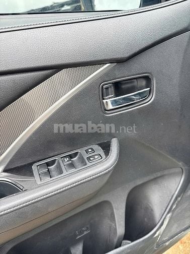 Mitsubishi Xpander 2020 7 chỗ 