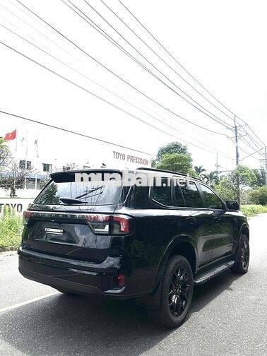 Hãng bán Ford Everest 2023 Sport - 21000 km