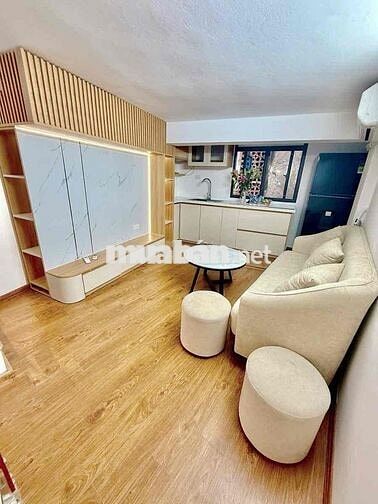 MẶT NGÕ THÔNG - GẦN PHỐ - FULL NỘI THẤT - 18m x 5 tầng. Nhỉnh 4 tỷ.