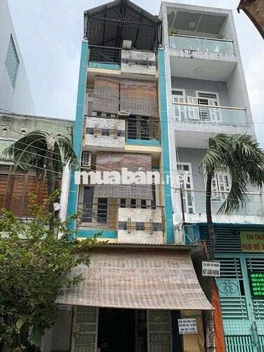 Nhà mặt tiền đường lớn, 5 phòng ngủ, đường tám danh