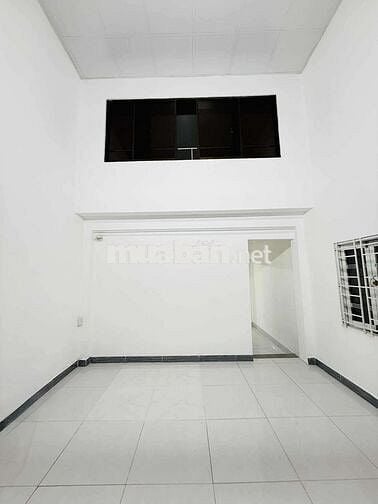 Nhà 4x19 hẻm oto nguyễn hữu tiến thông