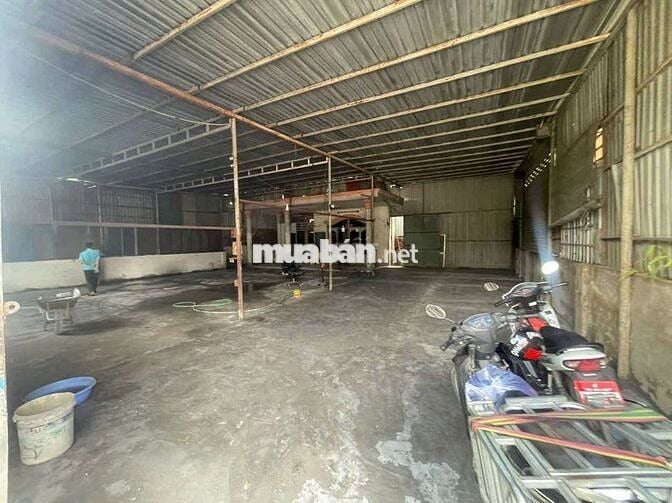 Cho thuê pho 400m2  tân bình 3 phòng ngủ