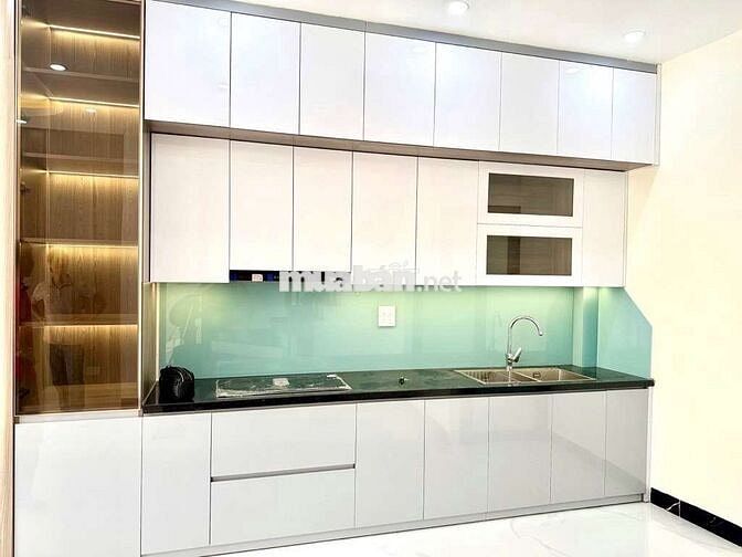 BÁN NHÀ ĐẸP 5 TẦNG CẠNH ĐƯỜNG CỔ LINH GẦN AEON 15M RA ĐƯỜNG ÔTÔ TRÁNH
