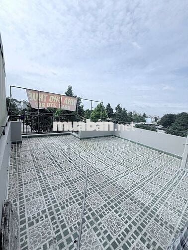 Chính chủ cho thuê mặt bằng 2 mặt tiền Phạm Văn Đồng Thủ Đức, 5.5x28