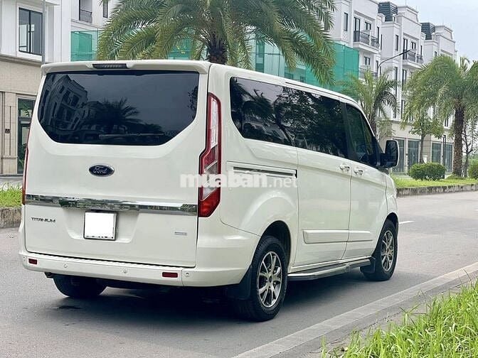 Ford Tourneo 2020 Titanium gói thương gia đẳng cấp