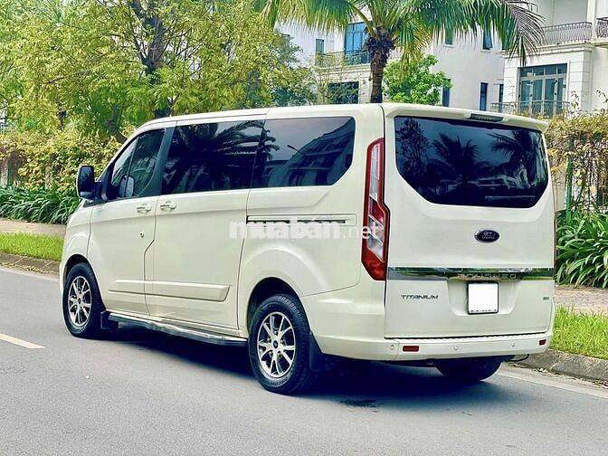 Ford Tourneo 2020 Titanium gói thương gia đẳng cấp