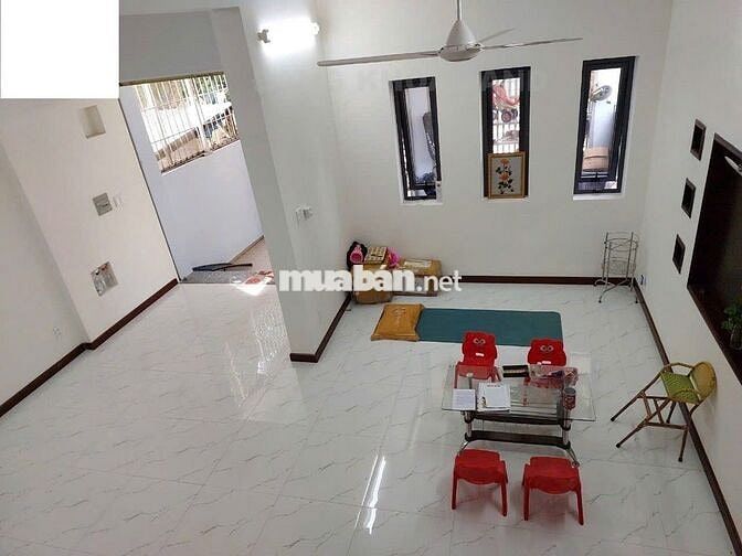 Bán nhà đường 27 Hiệp Bình Chánh (6.13m x 17.87) 1 trệt 2 lầu 4 PN