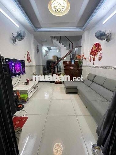 NHÀ 3 TẦNG, 52m2 BÁN GẤP, NHÀ BÈ, DỌN VÀO Ở NGAY.