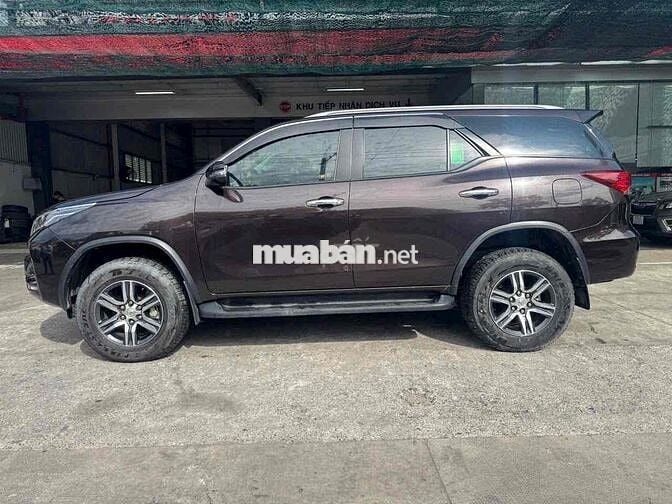 Toyota Fortuner dầu tự động 2020 mẫu mới đi 46.000
