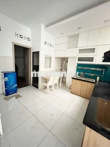 HẺM Ô TÔ 8 MÉT THÔNG SUỐT HÒA BÌNH