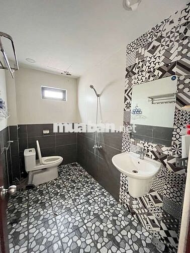 HẺM Ô TÔ 8 MÉT THÔNG SUỐT HÒA BÌNH