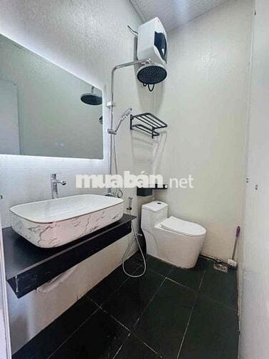 CĂN HỘ 50m2 GẦN SÂN BAY, DUY TÂN, ĐÔNG Á, KIẾN TRÚC