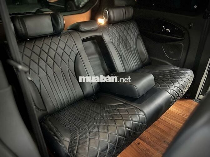 Ford Tourneo 2020 Titanium gói thương gia đẳng cấp