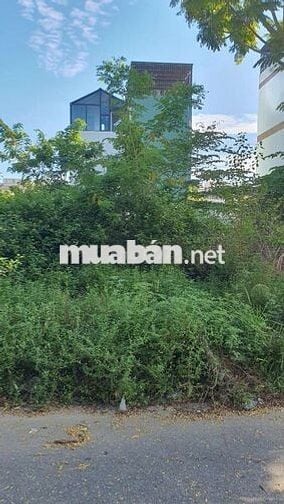 Giá *** Tại Thời Điểm Hiện Tại