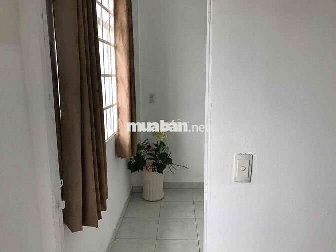 Cho 1 Nữ Thuê Phòng ra Q1,3,10,TB,GV Sân bay chỉ 5 phút