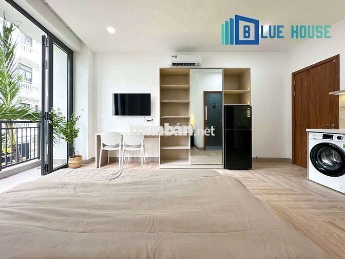 Căn hộ full nội thất ban công thoáng mát Nguyễn Văn Cừ Quận 1