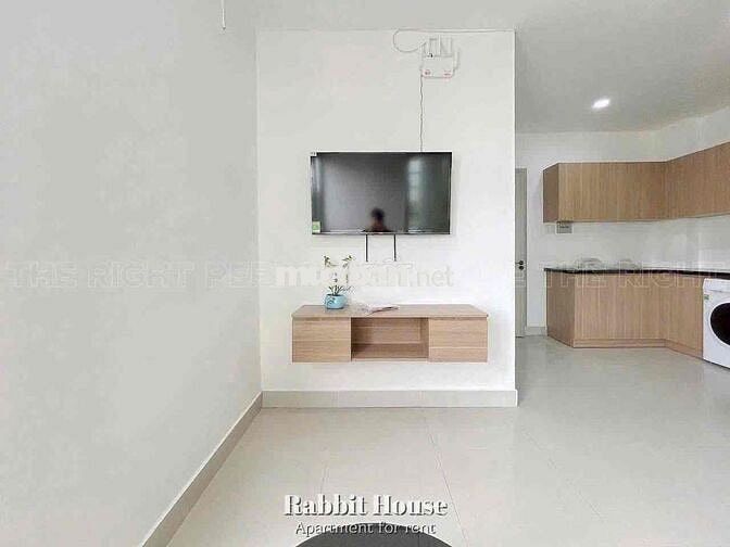 Căn hộ 2PN full nội thất, cửa sổ lớn thoáng Trần Hưng Đạo quận 5