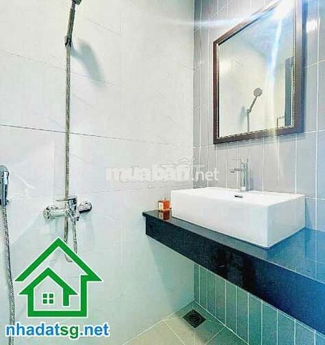 NHÀ 3 TẦNG NGAY NGÃ TƯ LẠC LONG QUÂN – ÂU CƠ – HẺM 4M – DTSD 49M2