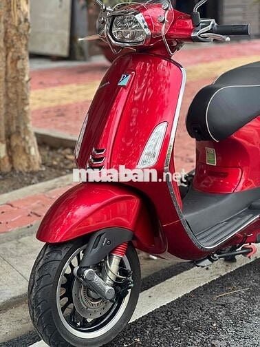 Vespa Sprint 125 AbS 2022 1 đời chủ. Bstp