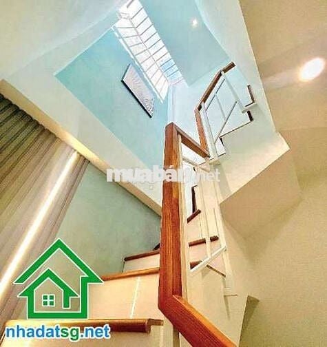 NHÀ 3 TẦNG NGAY NGÃ TƯ LẠC LONG QUÂN – ÂU CƠ – HẺM 4M – DTSD 49M2
