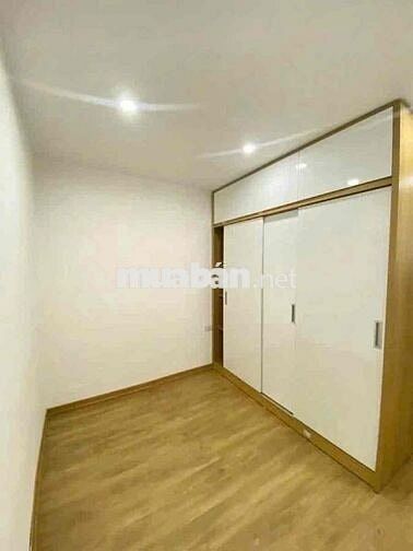 Bán căn hộ tập thể Thành Công 2, 70m, 2 ngủ, khách bếp wc, full NT